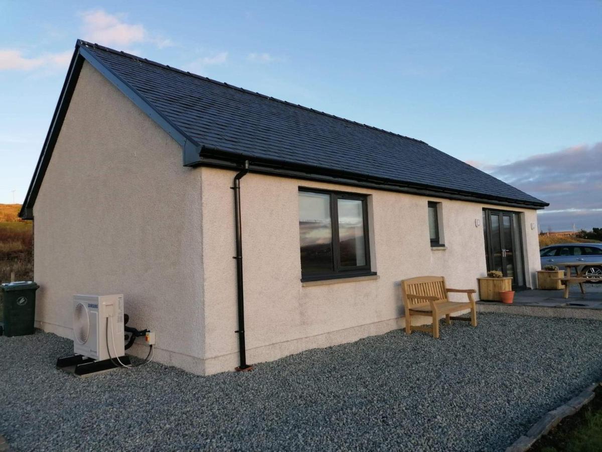Poachers Bothy Skeabost Exterior photo